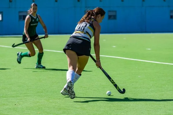 women's field hockey match